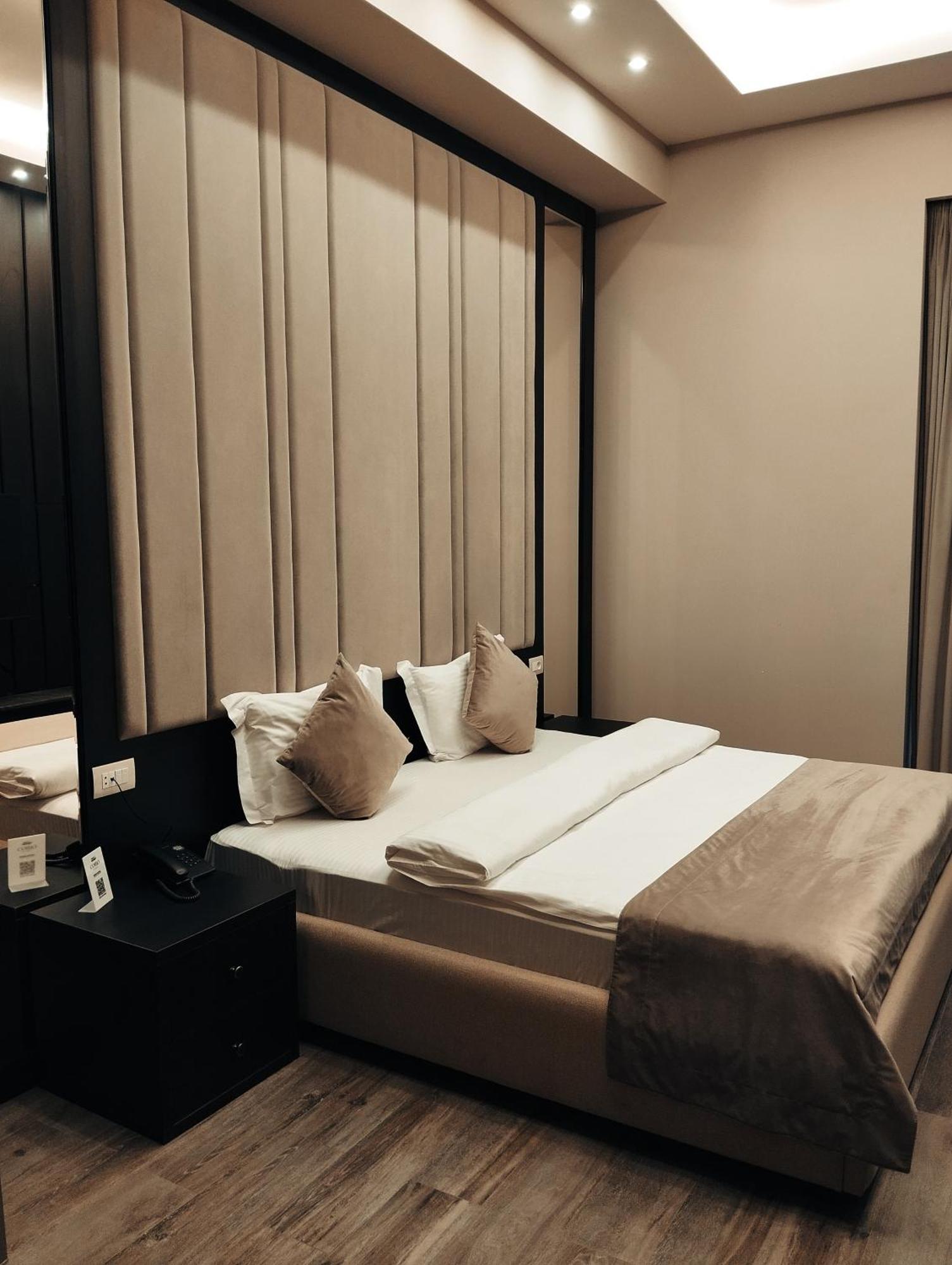 Soho Hotel City Centre Jerevan Eksteriør billede